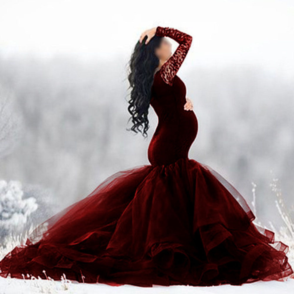 Maternity mesh lace dress with long sleeves and elegant tailing, perfect for photoshoots and special events.