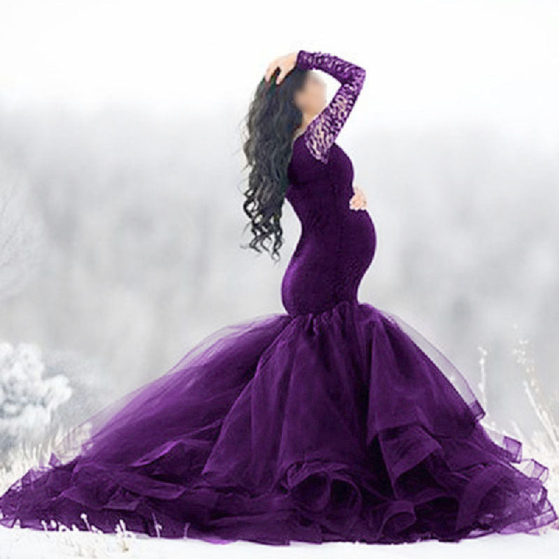 Long-sleeved maternity mesh lace dress with elegant trailing fabric, perfect for photoshoots and special events.